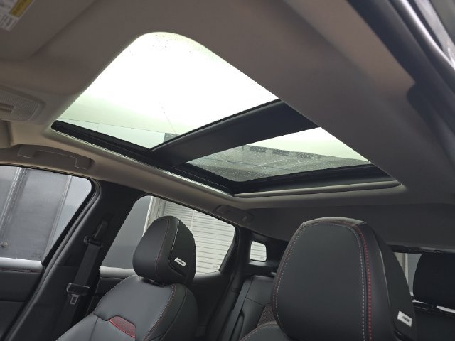 New 2027 Nissan Kicks SR w/ SR Premium Package FWD image 38