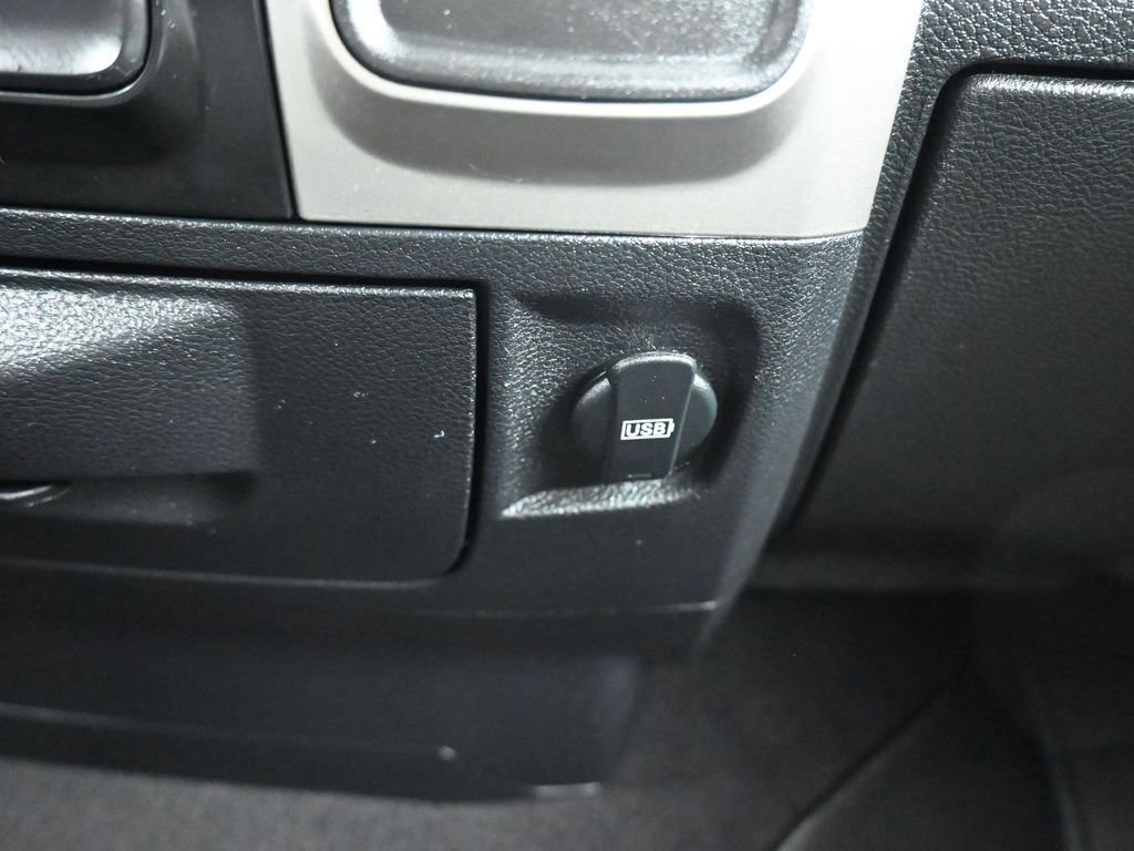 Used 2018 RAM 1500 Classic SLT AWD/4WD image 21