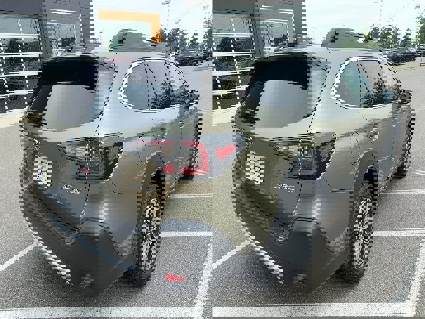 Certified 2023 Subaru Outback Limited w/ Popular Package #2 image 8