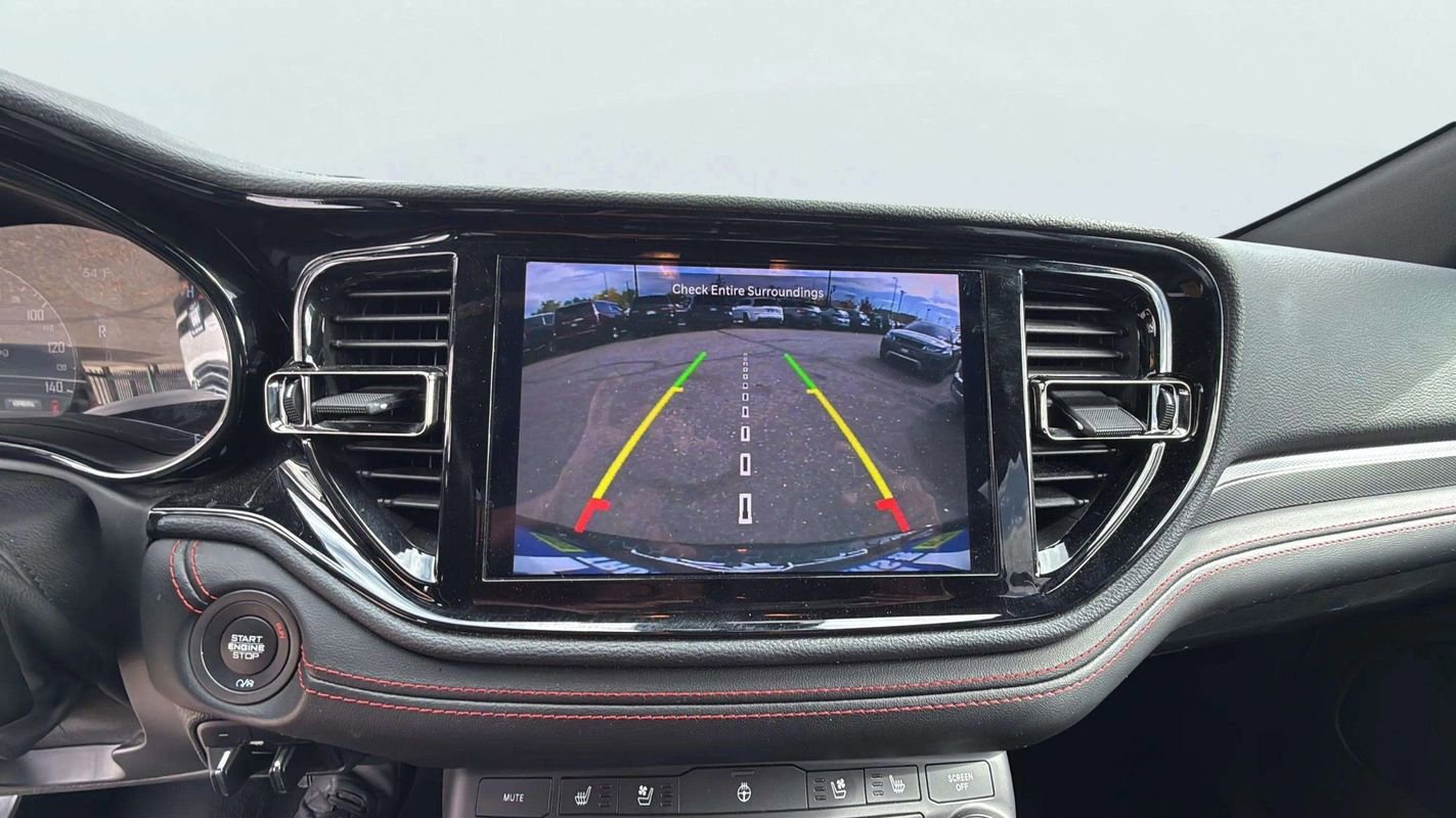 Used 2024 Dodge Durango GT image 11