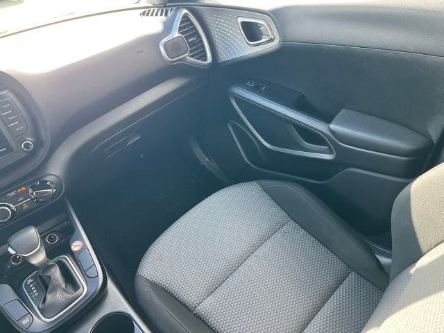 Certified 2023 Kia Soul LX w/ Option Group 015 image 11