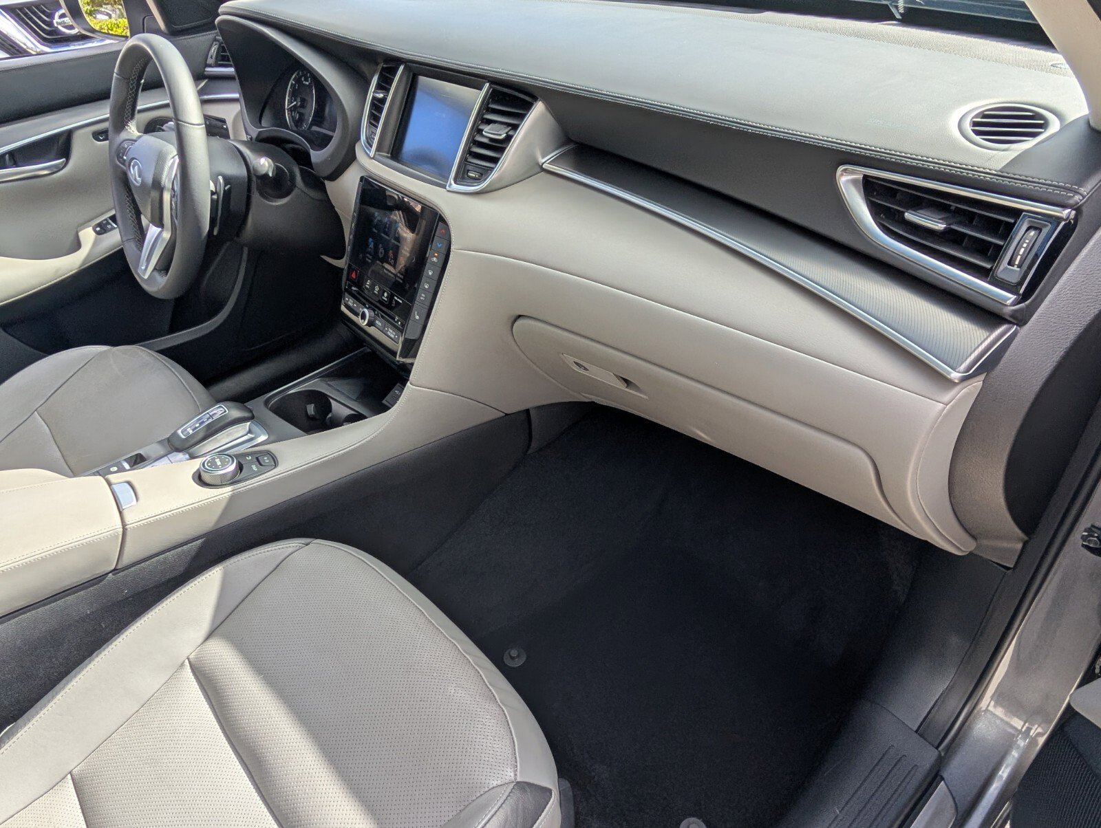 Used 2023 INFINITI QX50 Luxe image 13