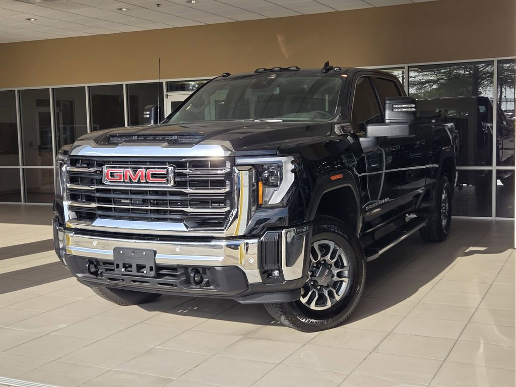Used 2025 GMC Sierra 2500 SLE w/ SLE Value Package; video 1