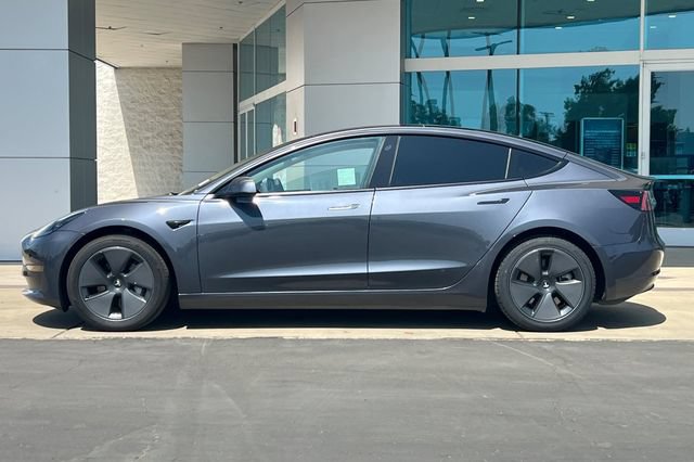 Used 2023 Tesla Model 3 Standard Range RWD image 7