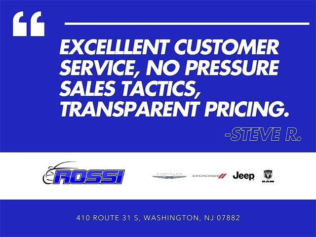 Used 2022 BMW X5 M50i image 14