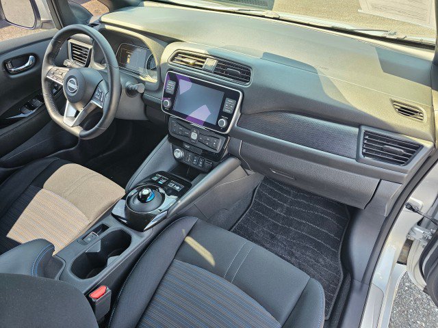Certified 2024 Nissan Leaf SV Plus FWD image 11