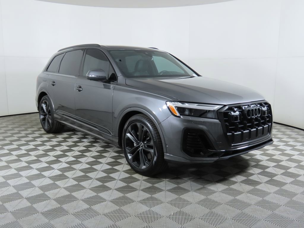 Used 2025 Audi Q7 3.0T Premium Plus w/ Premium Plus Package AWD/4WD image 4