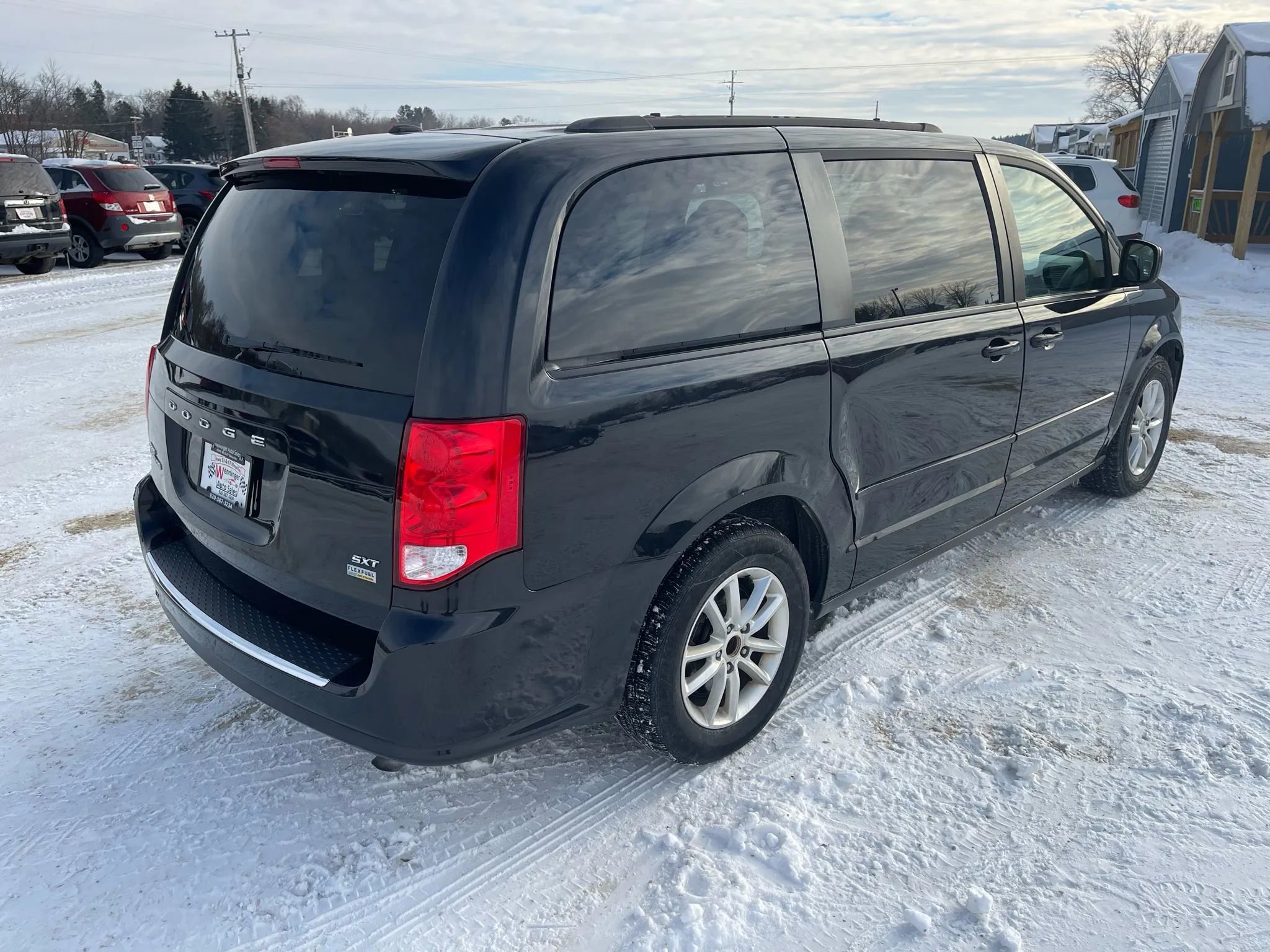 Used 2016 Dodge Grand Caravan SXT image 4