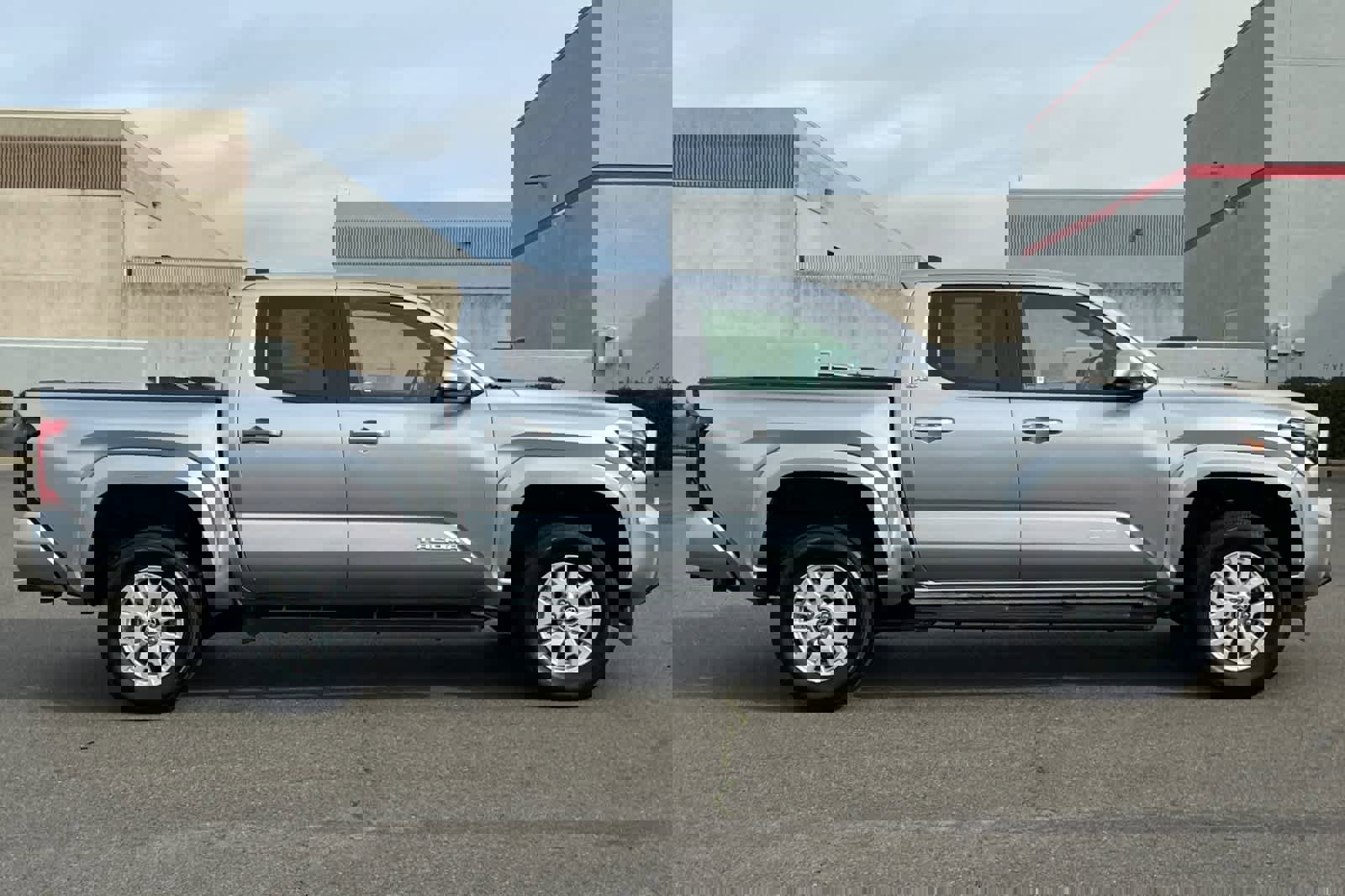 Certified 2025 Toyota Tacoma SR5 image 6