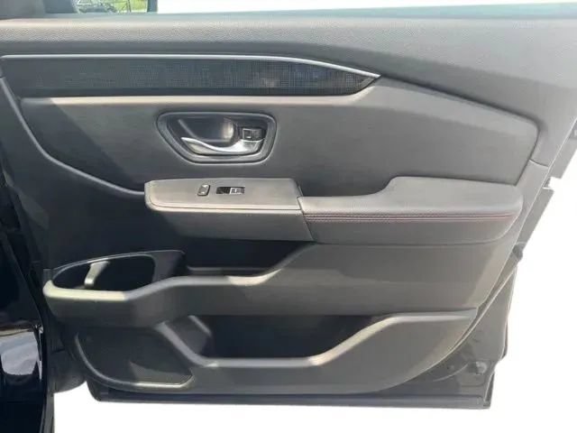 Used 2025 Honda Pilot Black Edition image 16