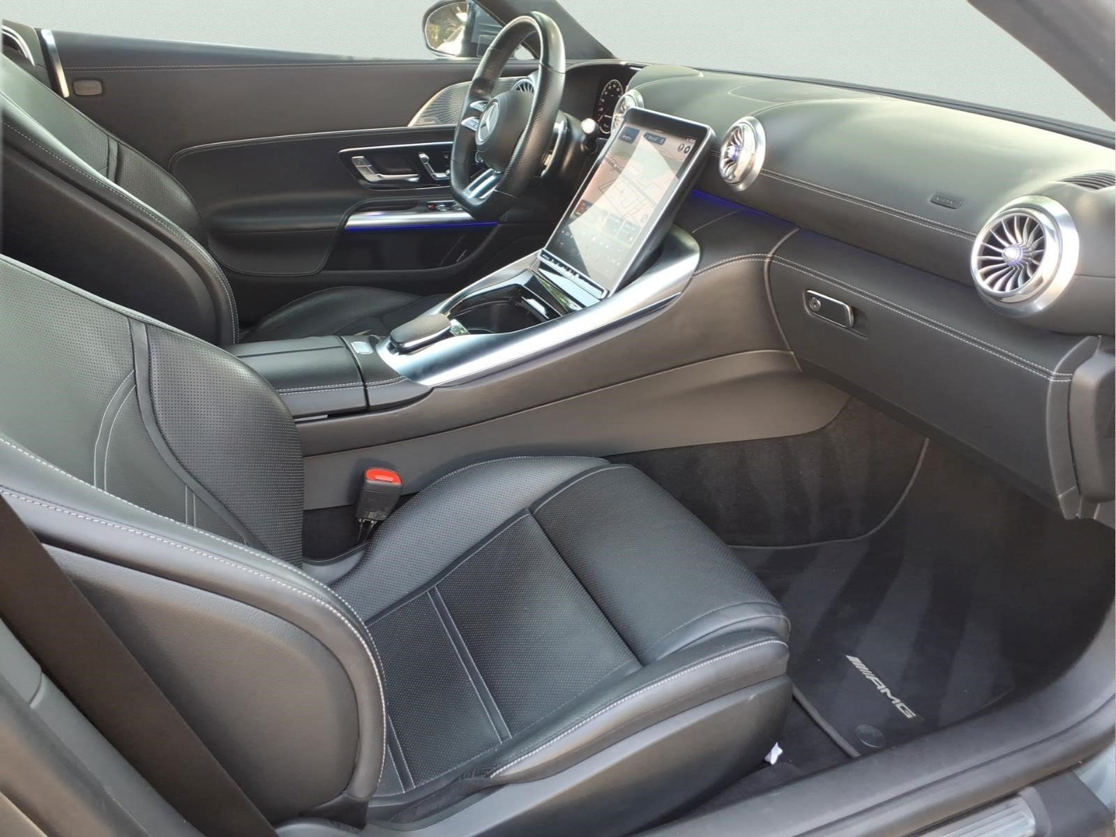 Certified 2022 Mercedes-Benz SL 55 AMG 4MATIC image 25