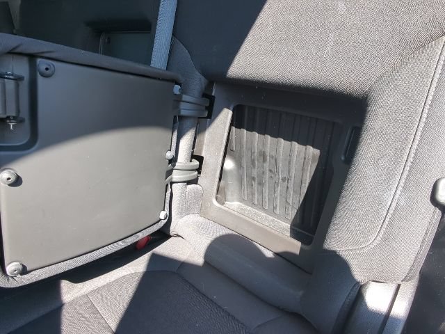Used 2021 Chevrolet Silverado 1500 LT Trail Boss w/ Bed Protection Package AWD/4WD image 19