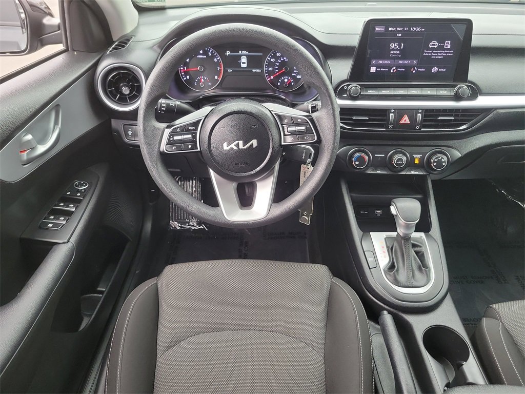 Used 2023 Kia Forte LXS image 4