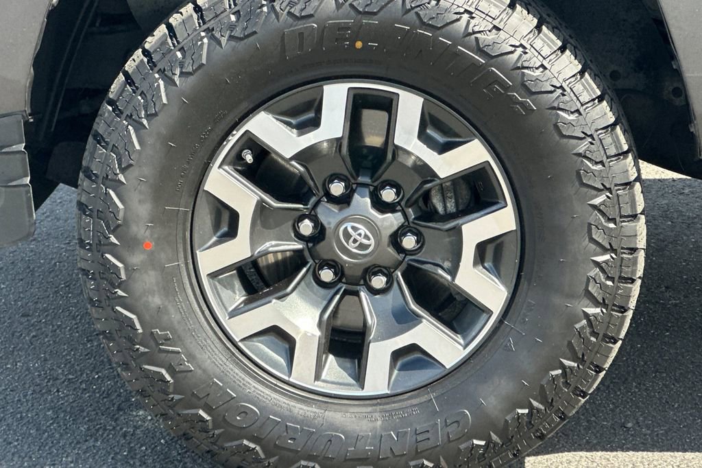 Used 2019 Toyota Tacoma SR w/ SR Convenience Package image 25