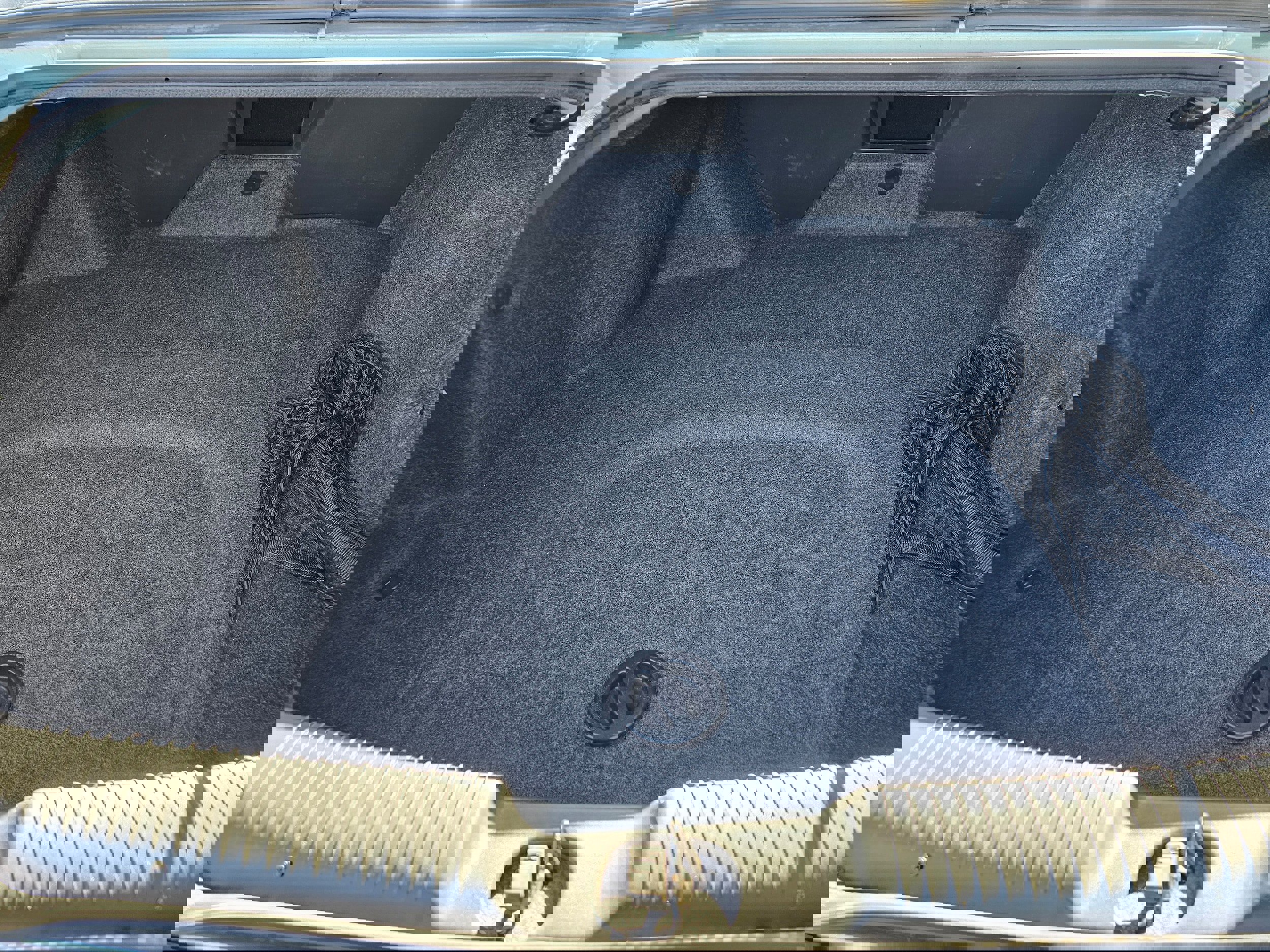 Used 1996 Oldsmobile Aurora image 8