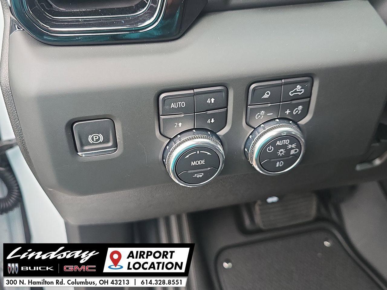 New 2025 GMC Sierra 2500 AT4 w/ AT4 Premium Plus Package image 18