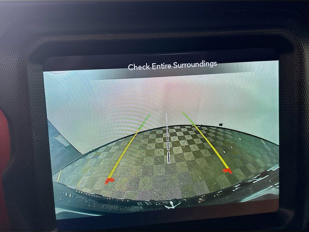 Used 2022 Jeep Wrangler Unlimited Rubicon AWD/4WD image 17