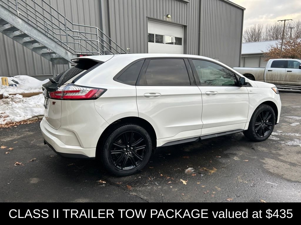 Used 2023 Ford Edge ST-Line w/ Class II Trailer Tow Package image 4