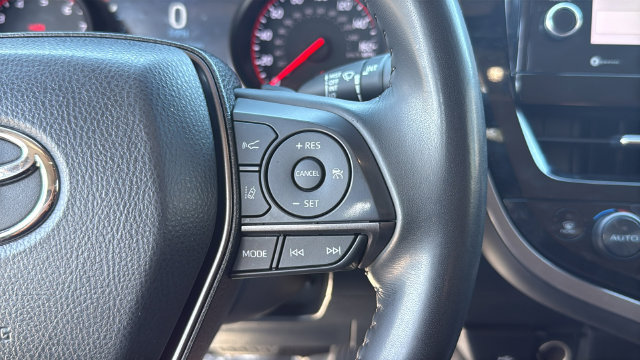 Used 2023 Toyota Camry XSE FWD image 21
