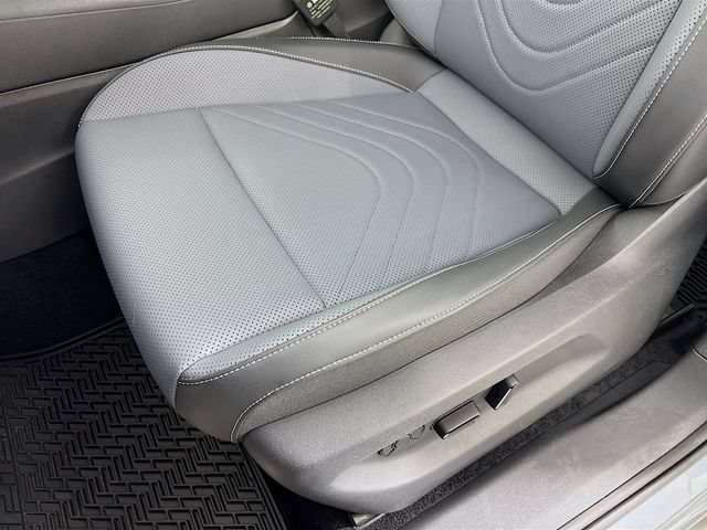 New 2026 Volkswagen Tiguan SE AWD/4WD image 19