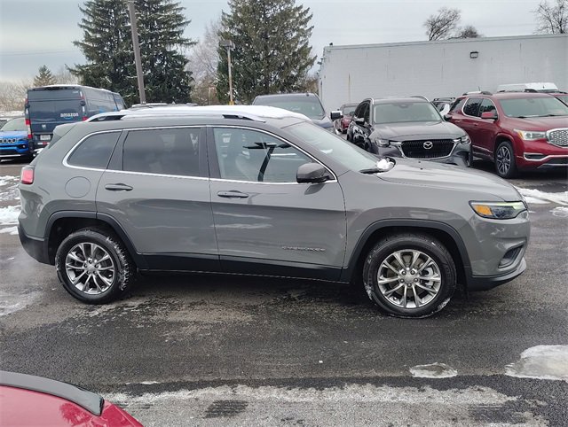 Used 2021 Jeep Cherokee Latitude Lux w/ Comfort/Convenience Group image 6