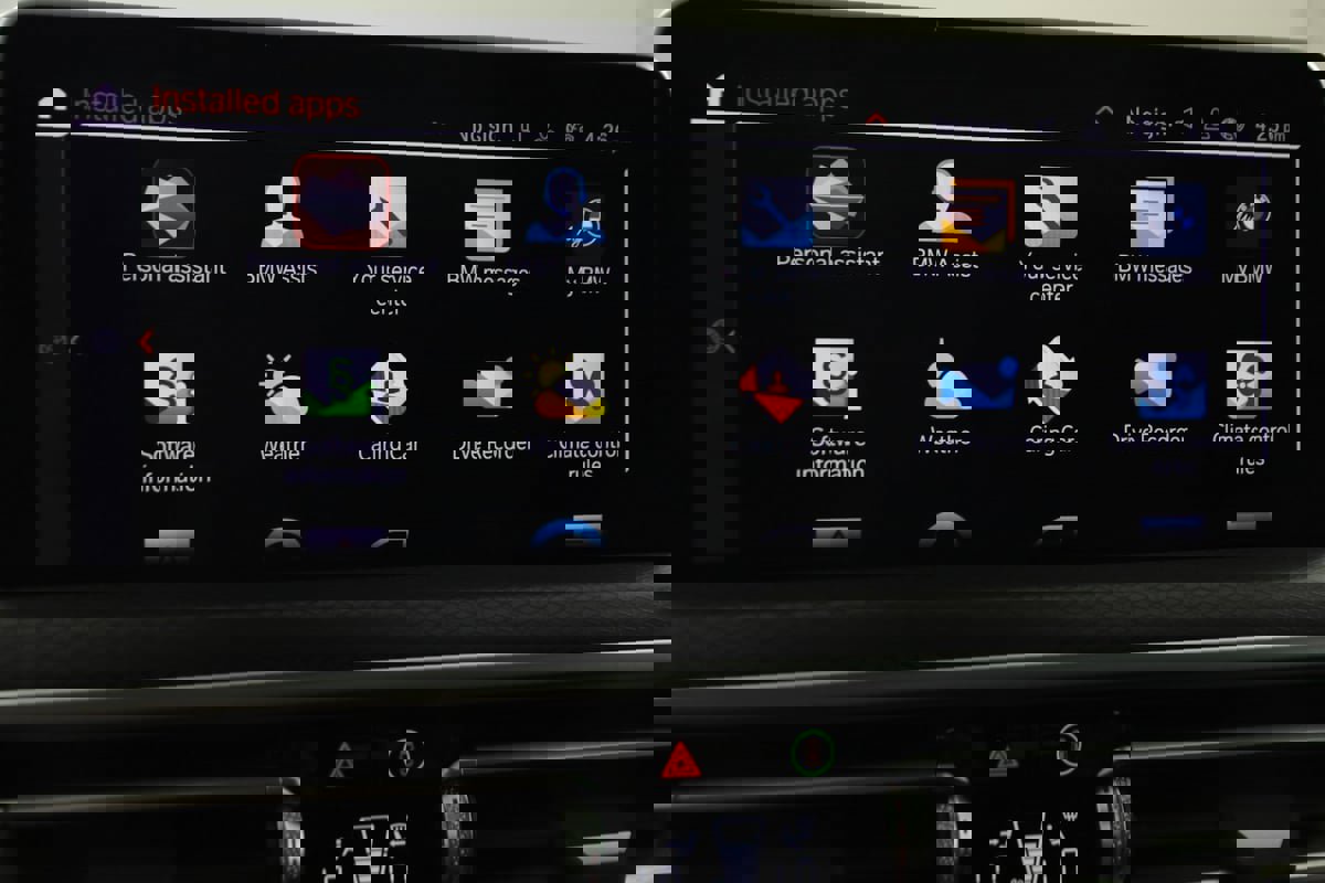 Used 2023 BMW X4 M40i w/ Premium Package image 40