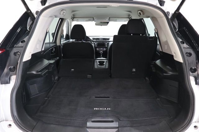 Used 2019 Nissan Rogue SV AWD/4WD image 33