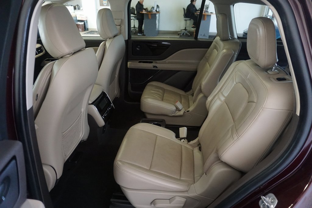 Used 2022 Lincoln Aviator Reserve w/ Equipment Group 201A image 22