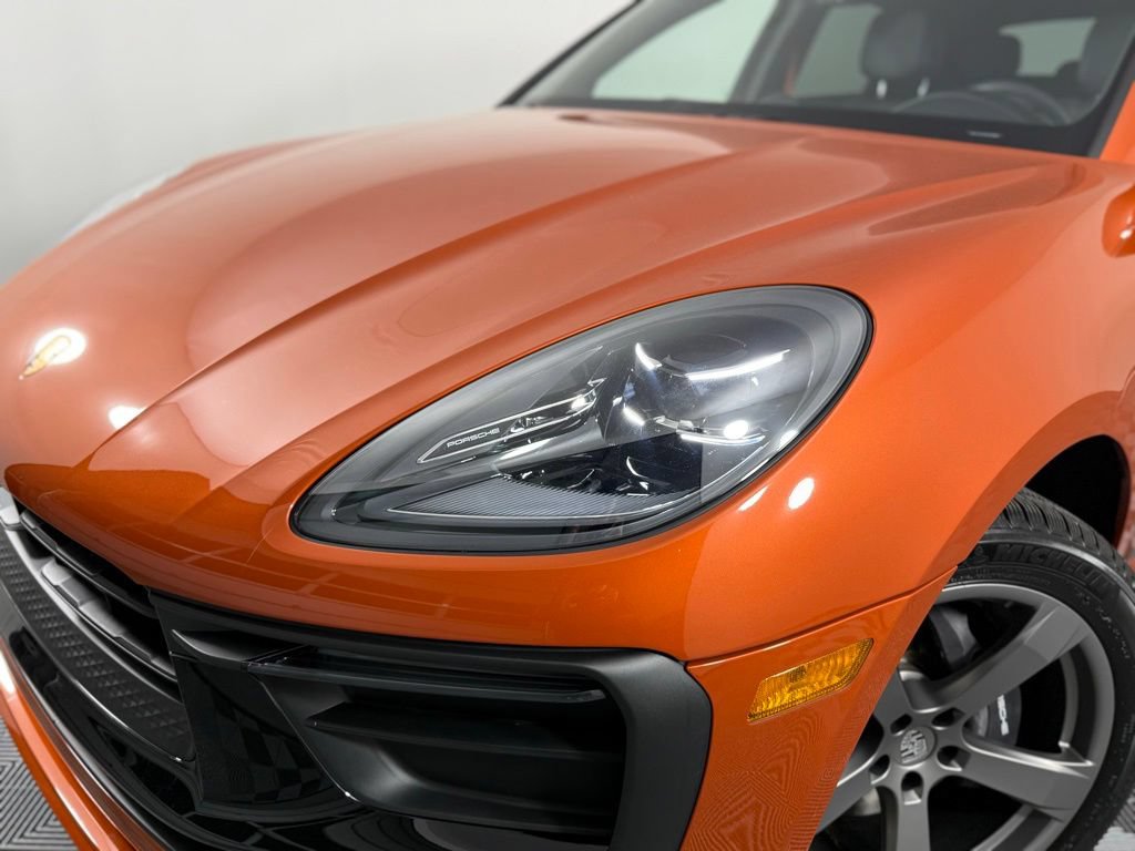 New 2025 Porsche Macan AWD/4WD image 11