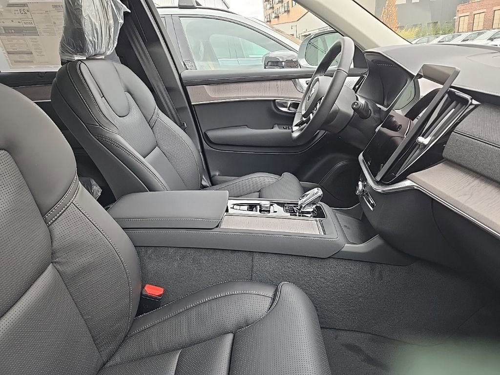 New 2026 Volvo XC90 B6 Ultra w/ Protection Package Premier image 6