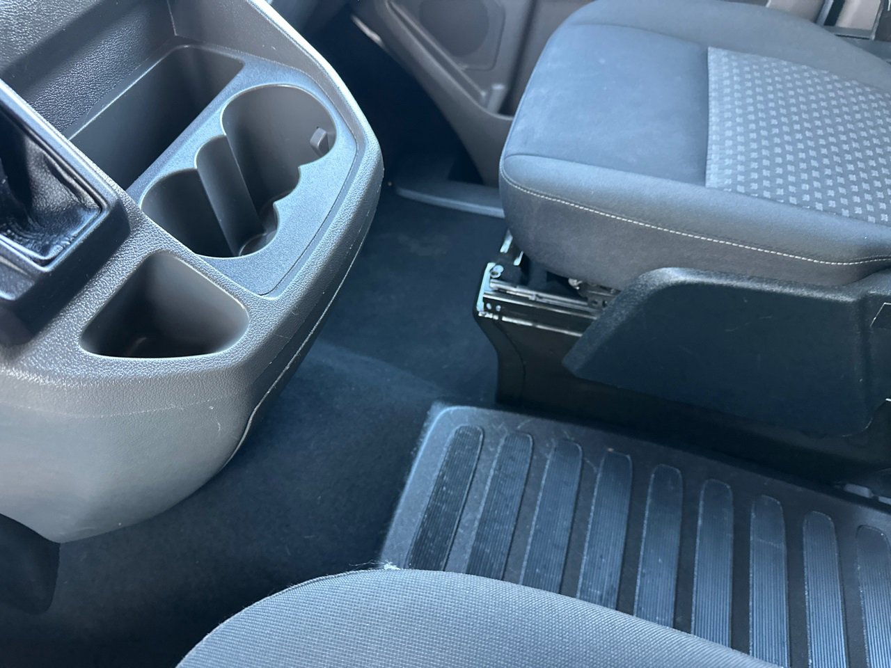 Used 2022 Ford Transit 350 XLT image 32