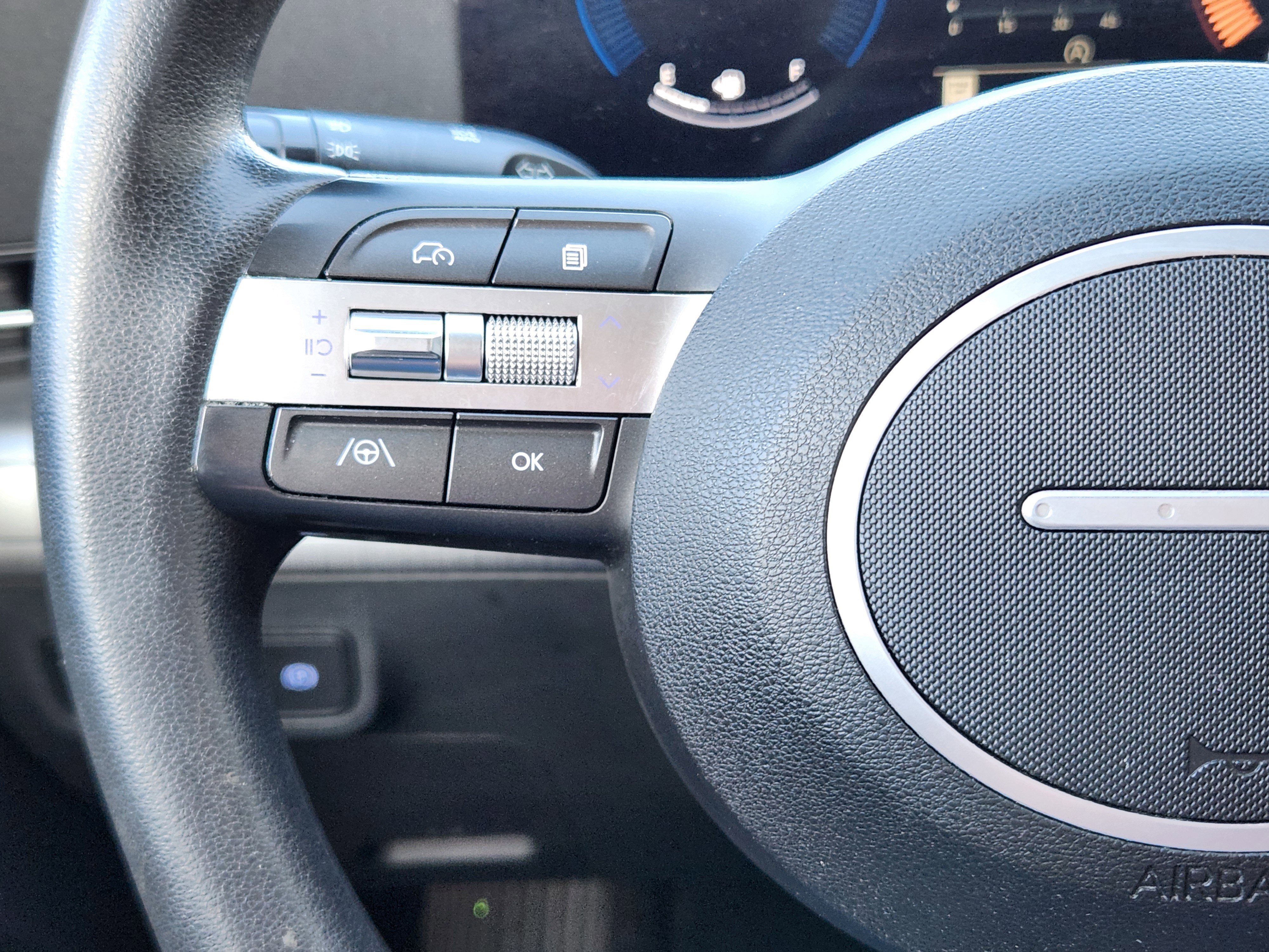 Certified 2024 Hyundai Kona SE image 21