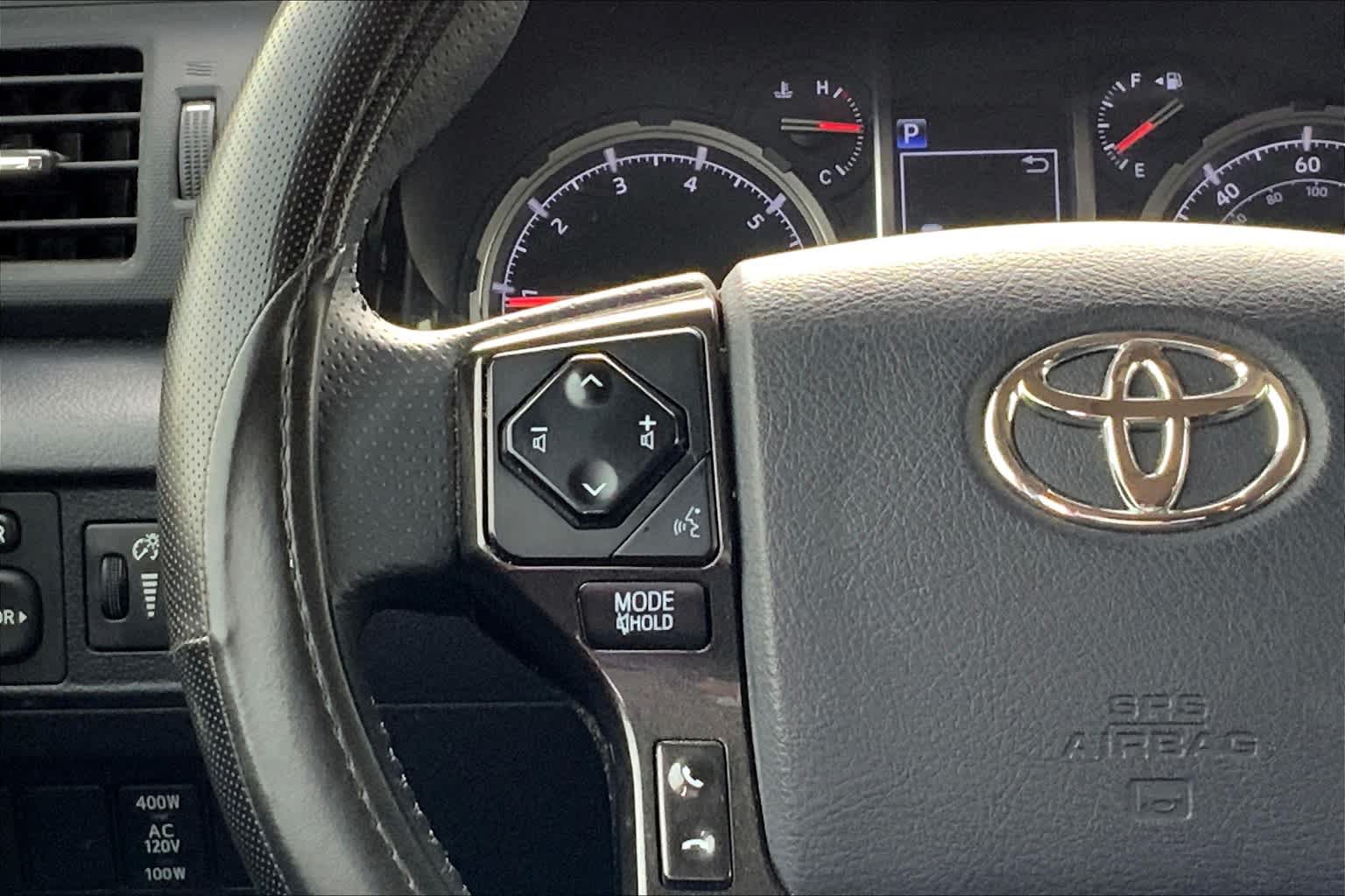 Certified 2021 Toyota 4Runner Venture w/ Moonroof Package AWD/4WD image 24