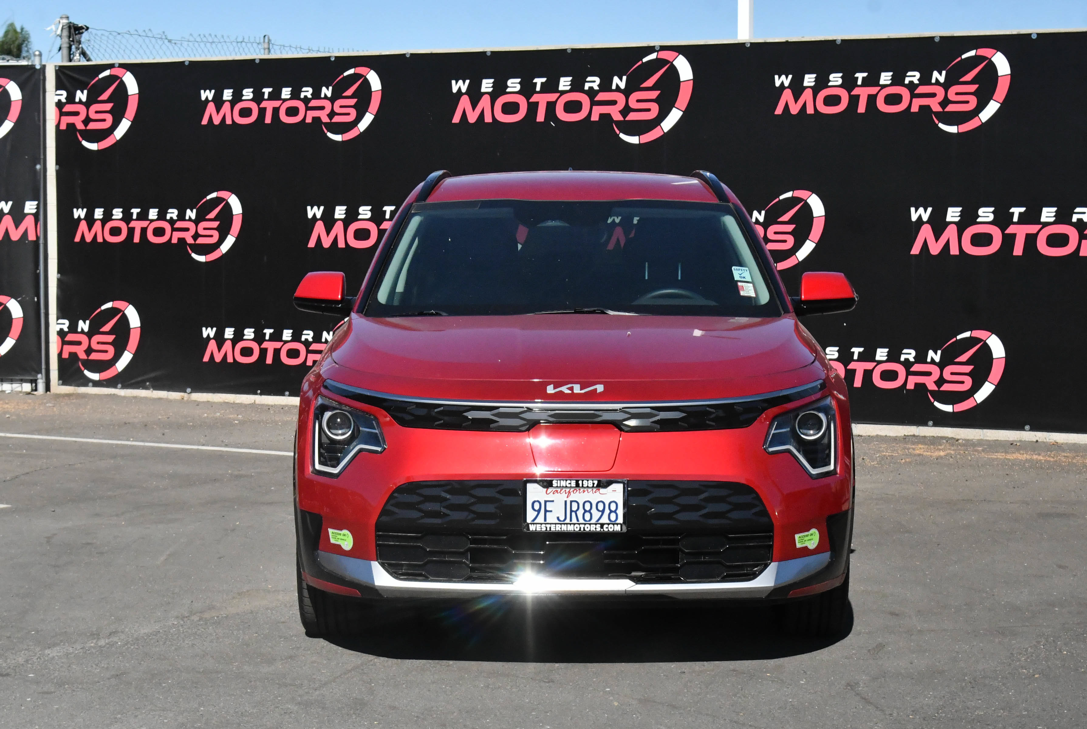 Used 2023 Kia Niro Wind FWD image 2