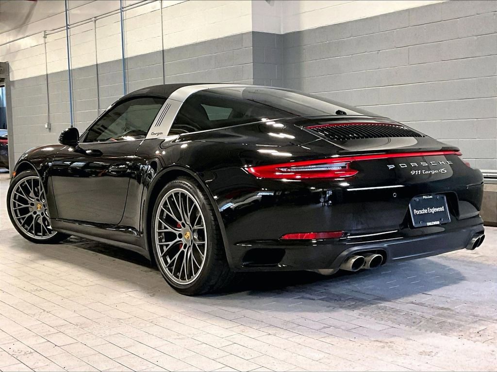 Certified 2017 Porsche 911 Targa 4S image 3