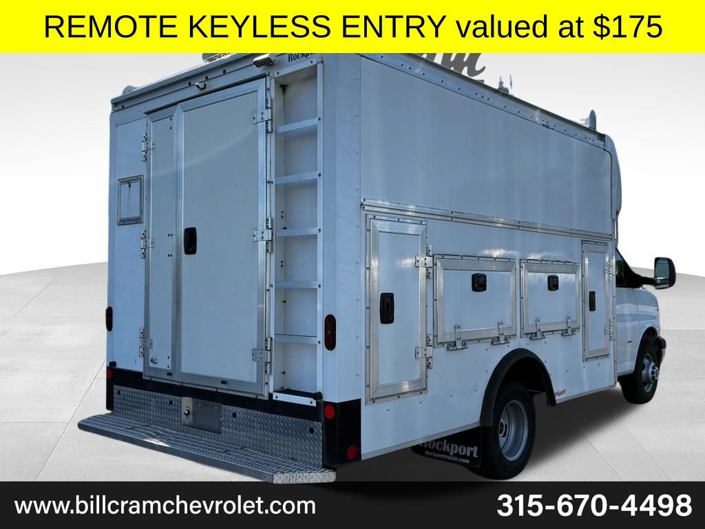 Used 2022 GMC Savana 3500 w/ Power Convenience Package RWD image 13