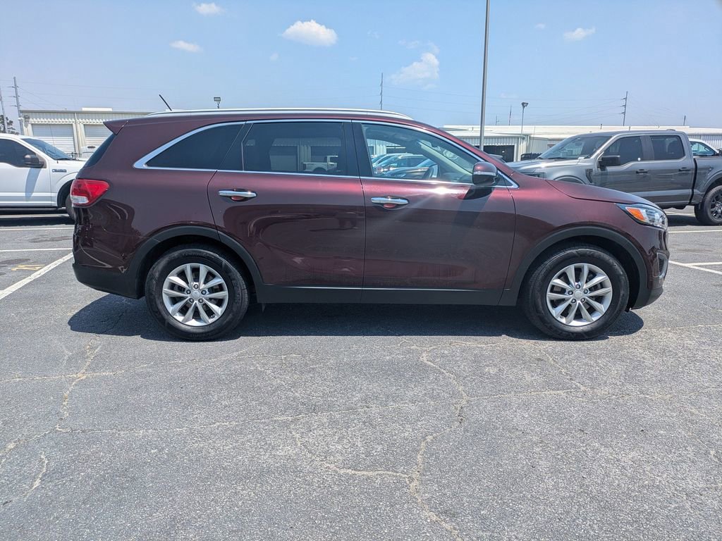 Used 2016 Kia Sorento LX FWD image 3