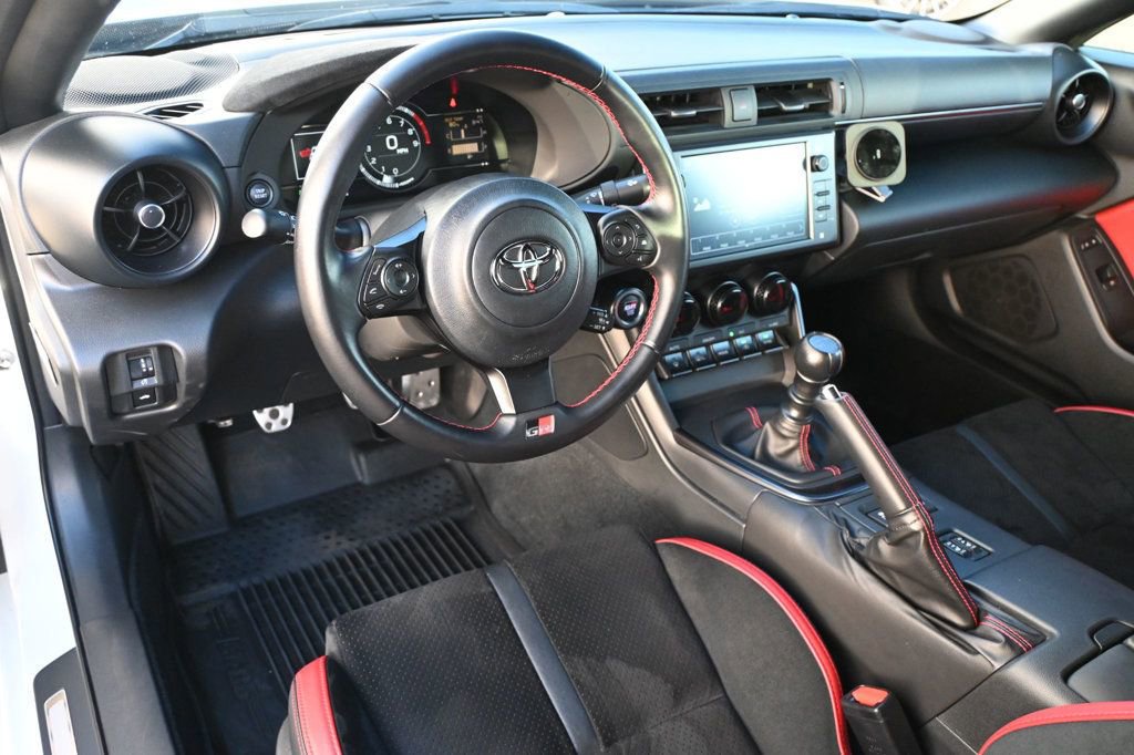 Used 2024 Toyota GR86 TRUENO Edition image 11