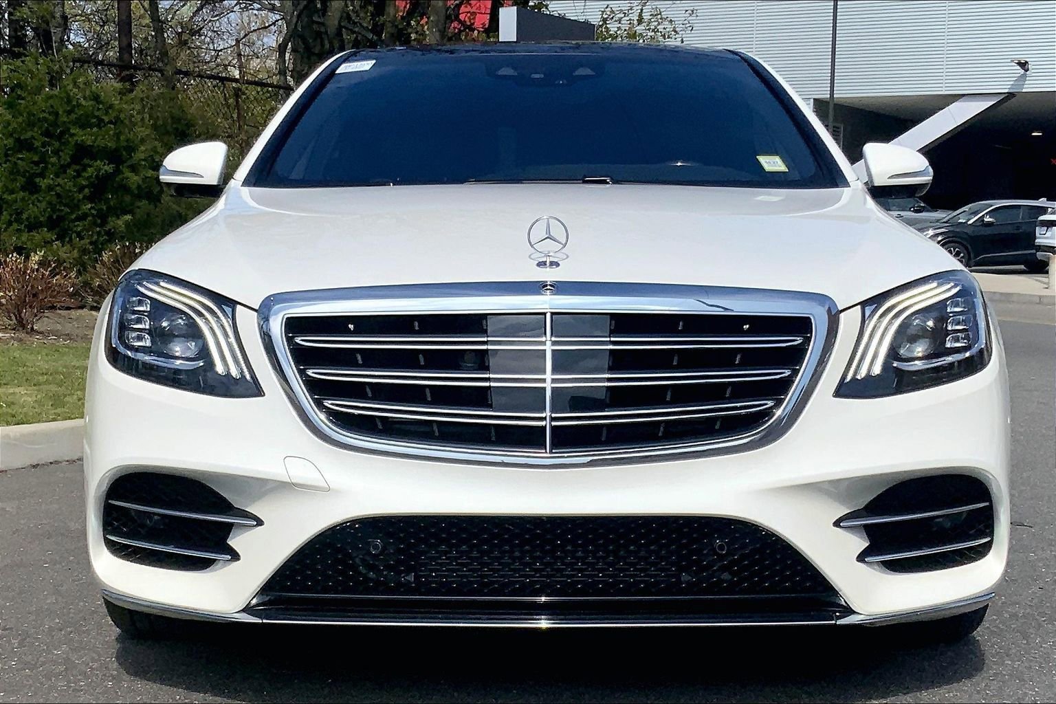 Used 2018 Mercedes-Benz S 560 4MATIC Sedan image 3