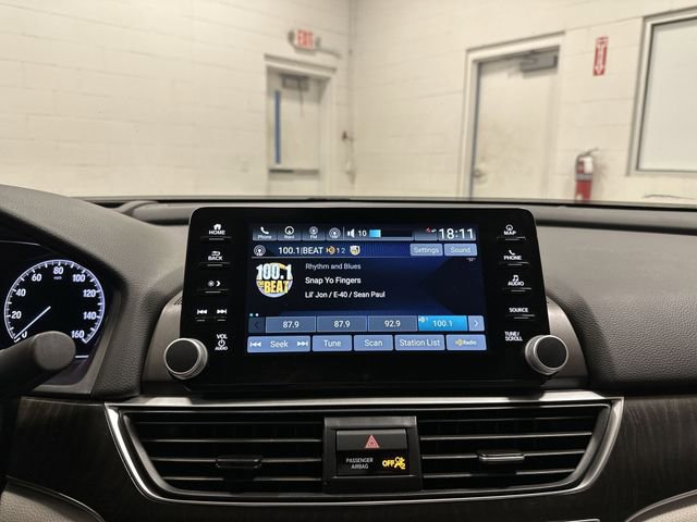Used 2021 Honda Accord Touring image 23