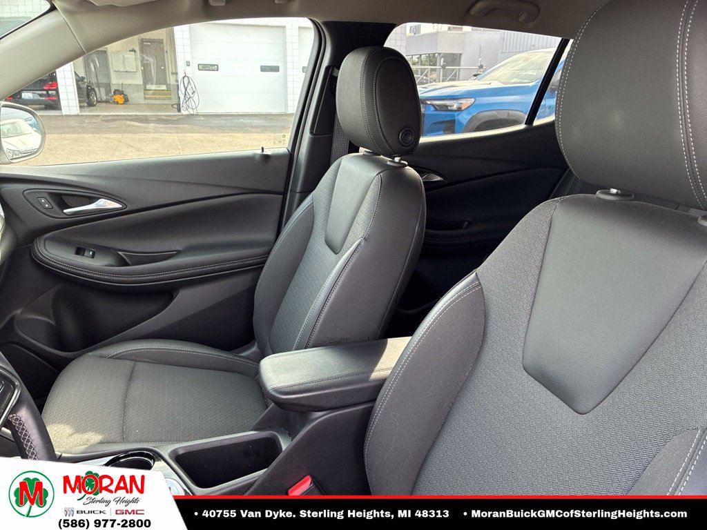 Used 2024 Buick Encore GX Preferred w/ Comfort Package FWD image 9