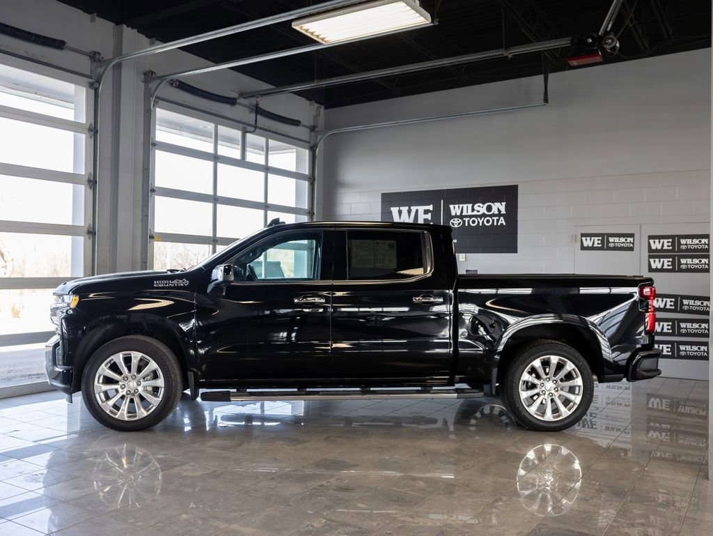 Used 2020 Chevrolet Silverado 1500 High Country w/ Technology Package AWD/4WD image 1