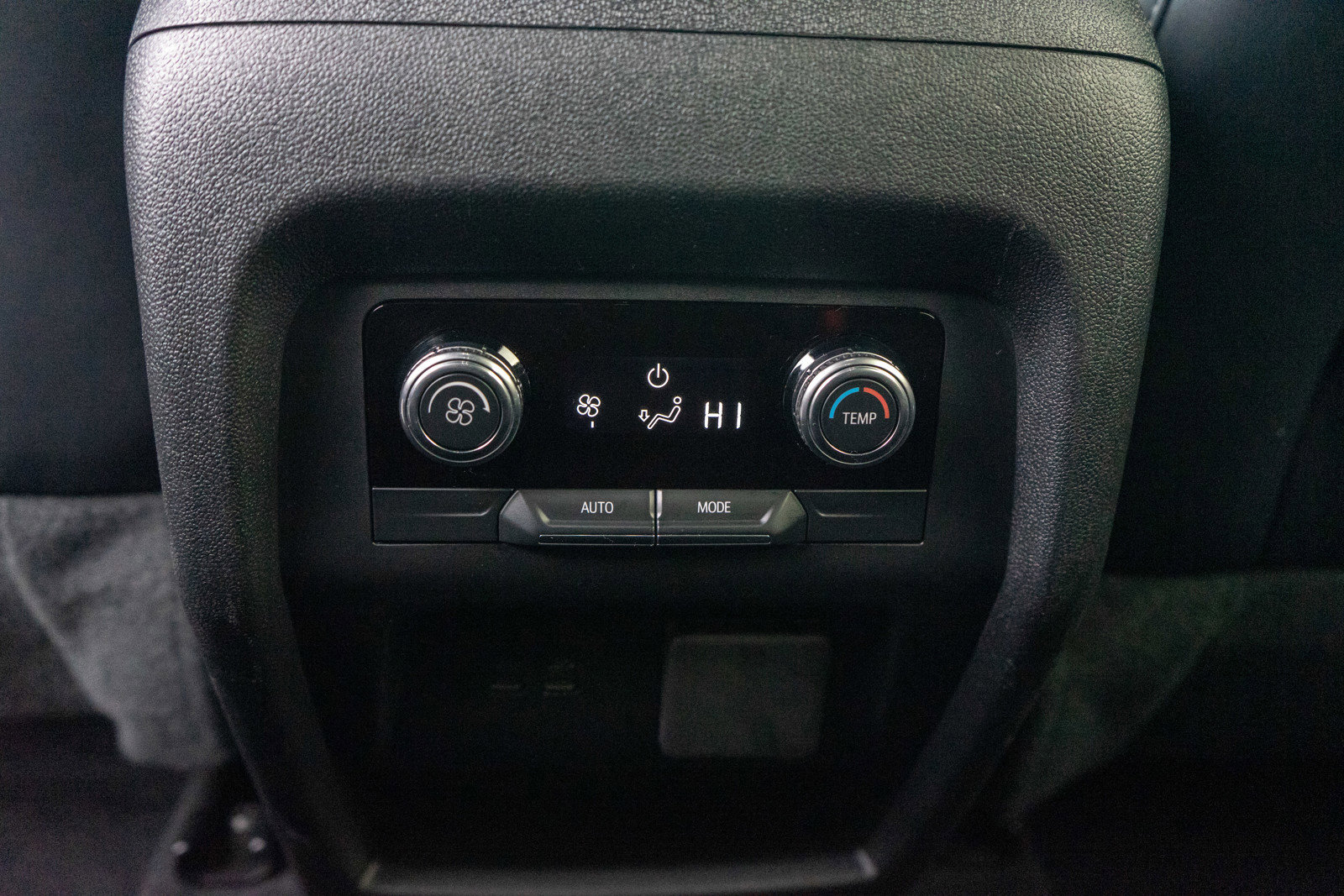 Used 2024 GMC Acadia Elevation image 27