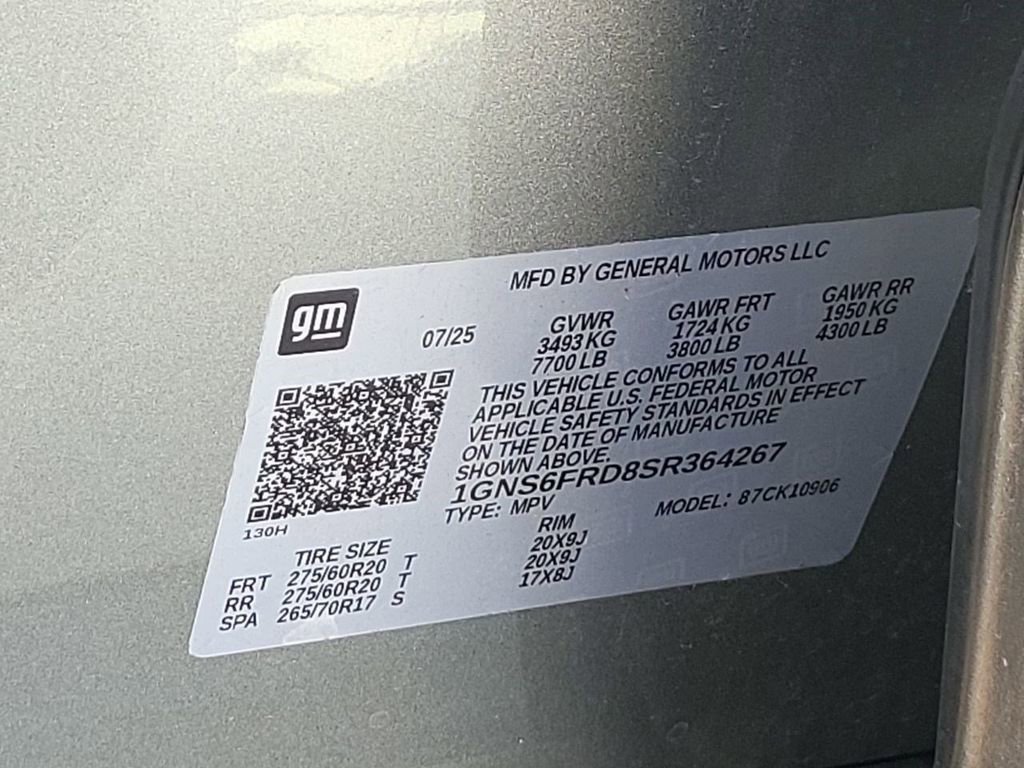 Used 2025 Chevrolet Suburban Premier image 40