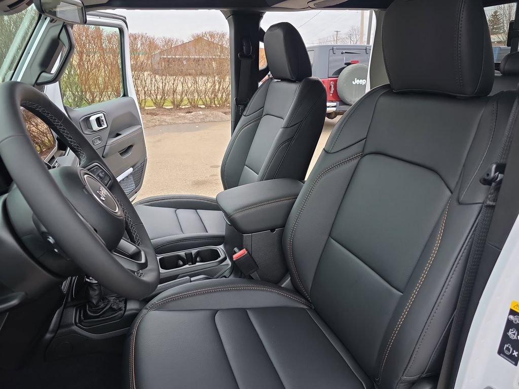 New 2026 Jeep Gladiator Sport AWD/4WD image 14