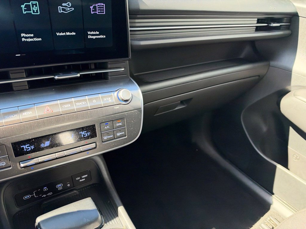 Used 2026 Hyundai Kona SEL Sport FWD image 18
