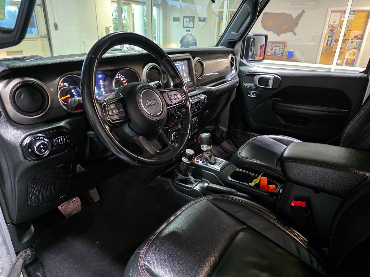 Used 2020 Jeep Gladiator Sport w/ Quick Order Package 24S AWD/4WD image 21