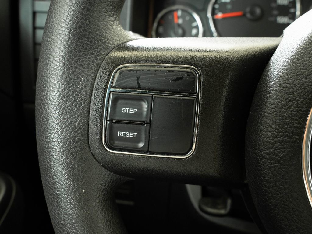 Used 2012 Jeep Liberty Sport RWD image 25