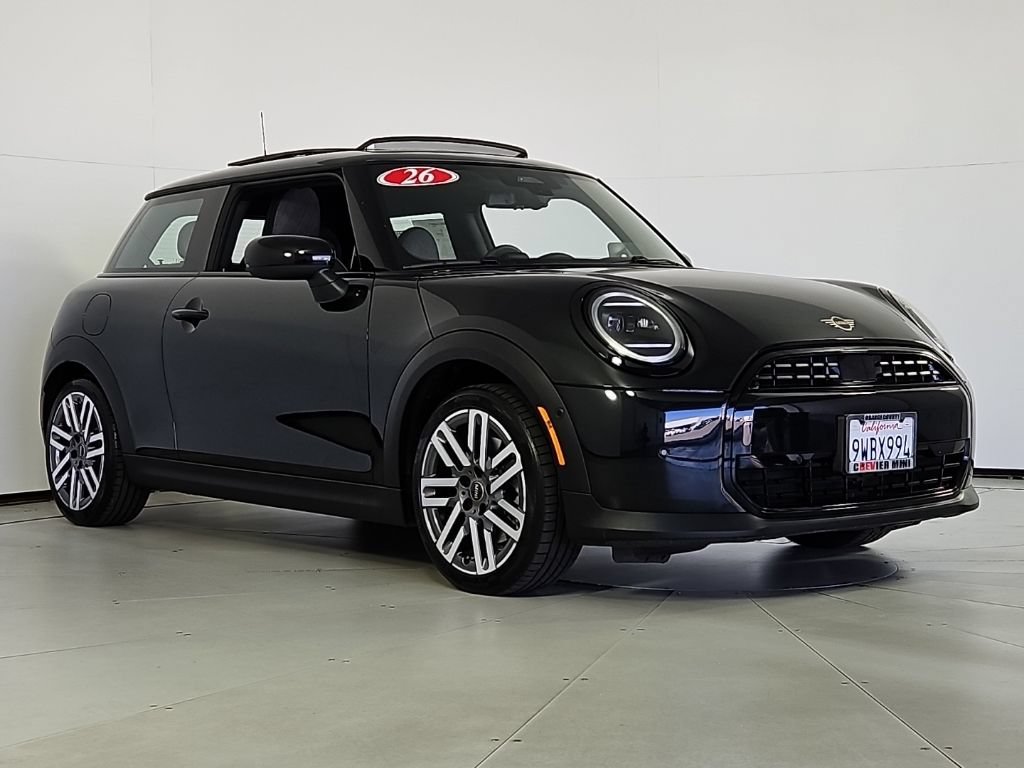 Used 2026 MINI Cooper 2-Door Hardtop FWD image 4
