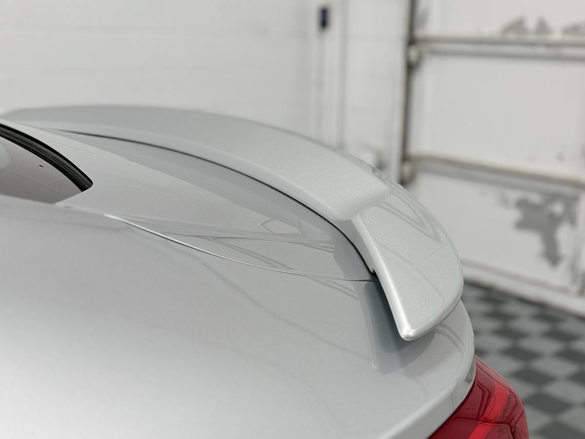 Used 2019 Chevrolet Malibu RS FWD image 9